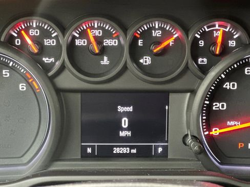 Certified 2022 Chevrolet Silverado 1500 Custom image 25