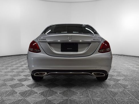 Used 2017 Mercedes-Benz C 300 4MATIC Sedan image 4
