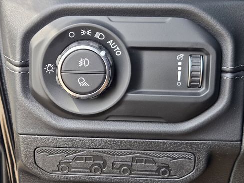 New 2026 Jeep Gladiator Sport AWD/4WD image 28