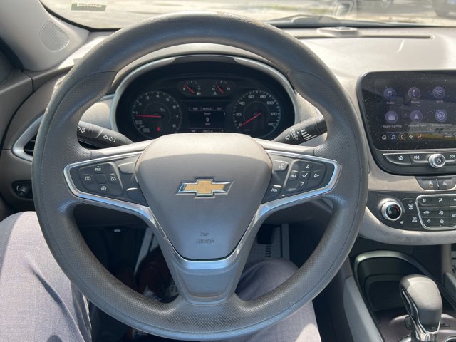 Used 2022 Chevrolet Malibu LT FWD image 16