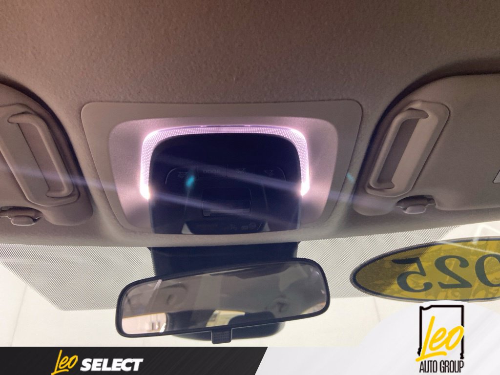 Used 2025 Toyota Corolla LE FWD image 15