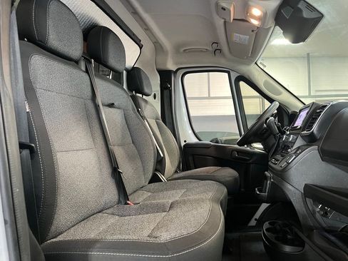 Used 2024 RAM ProMaster 2500 image 29