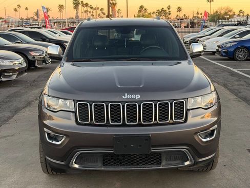 Used 2019 Jeep Grand Cherokee Limited image 16