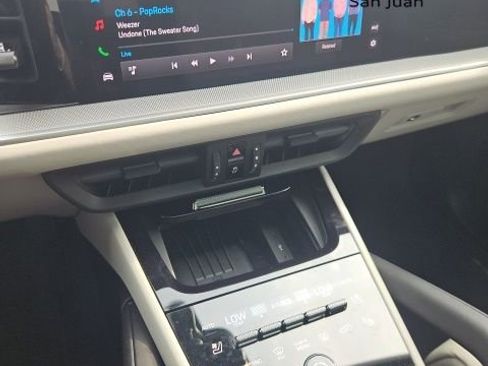 Used 2024 Porsche Cayenne Coupe image 10