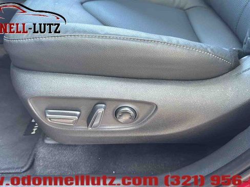 Used 2025 Toyota Grand Highlander AWD image 12