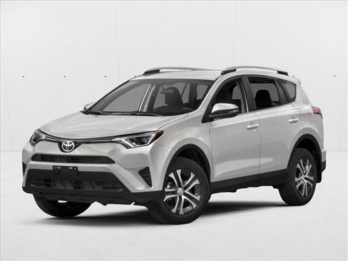 Used 2016 Toyota RAV4 LE FWD image 1