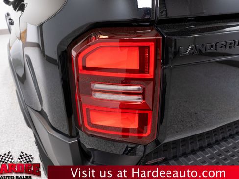 Used 2025 Toyota Land Cruiser w/ Premium Package AWD/4WD image 9