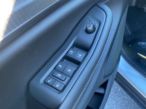 New 2025 Jeep Grand Cherokee Altitude AWD/4WD image 13