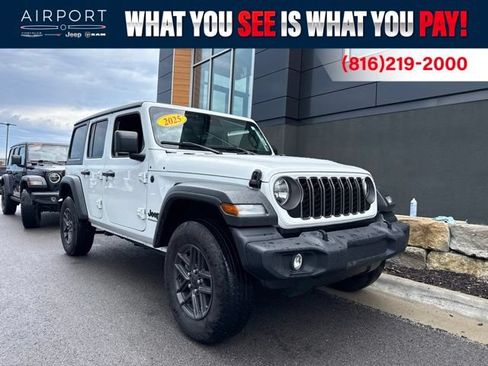 Used 2025 Jeep Wrangler Unlimited Sport AWD/4WD image 1