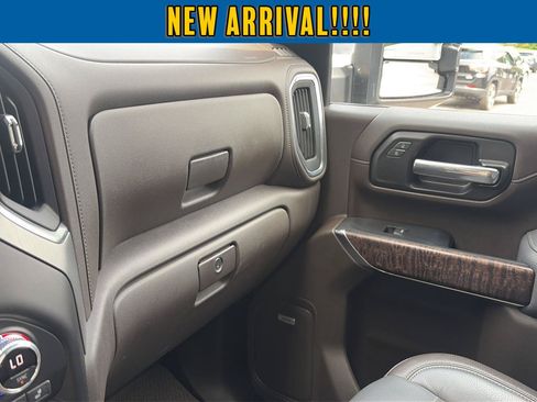 Used 2022 GMC Sierra 2500 Denali AWD/4WD image 26