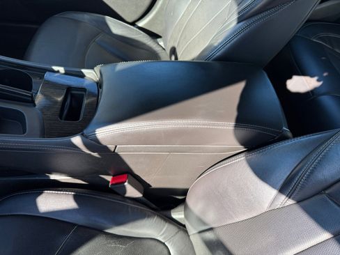 Used 2018 Buick LaCrosse Premium image 14