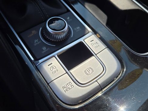 Used 2022 Kia Telluride LX image 26