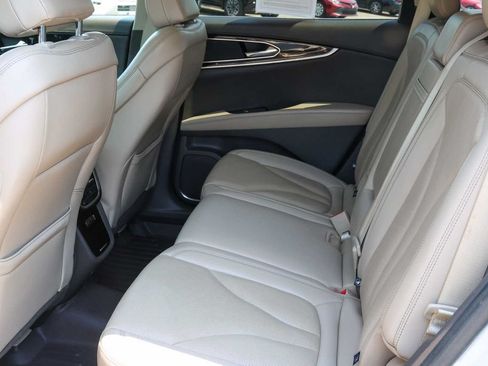 Used 2022 Lincoln Nautilus Reserve AWD/4WD image 16