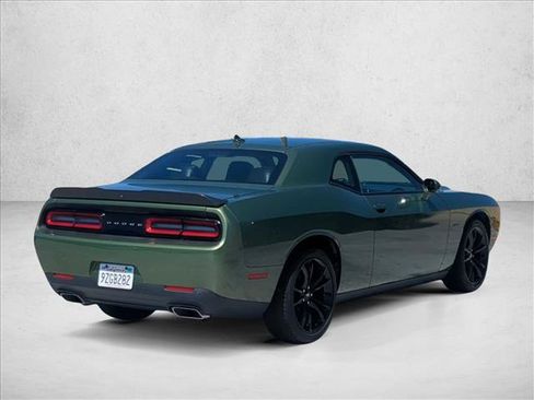 Used 2018 Dodge Challenger R/T Plus RWD image 5