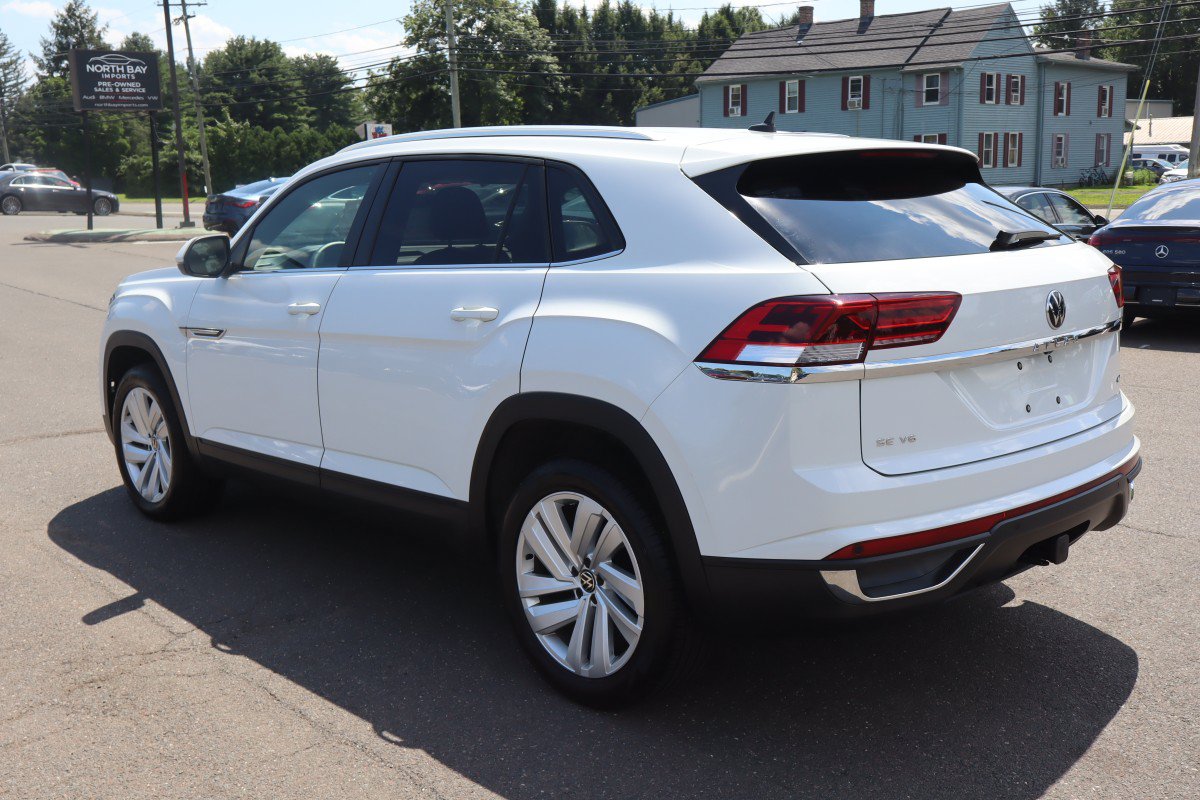Used 2023 Volkswagen Atlas Cross Sport SE AWD/4WD image 7