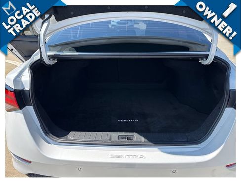 Used 2024 Nissan Sentra SV FWD image 27