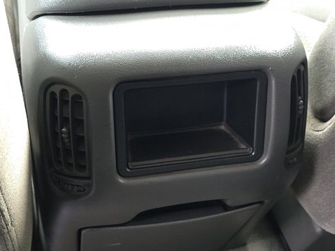 Used 2006 Chevrolet Silverado 2500 LT w/ Heavy-Duty Power Package image 37