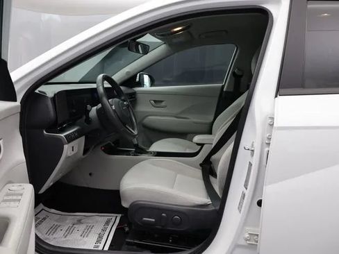 Used 2024 Hyundai Kona SEL FWD image 14