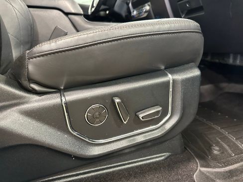 Used 2021 Ford Expedition Max Platinum image 50