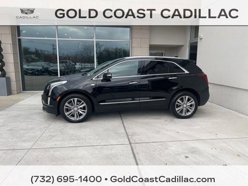 Certified 2024 Cadillac XT5 Premium Luxury image 2