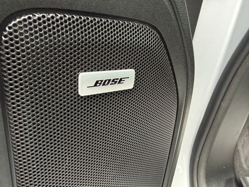 Used 2019 GMC Sierra 1500 SLT w/ SLT Premium Plus Package image 17