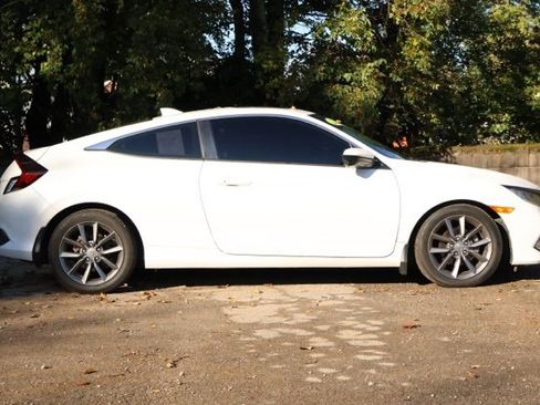 Used 2020 Honda Civic EX image 8