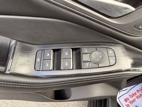 Certified 2023 Nissan Rogue SL w/ SL Premium Package image 13