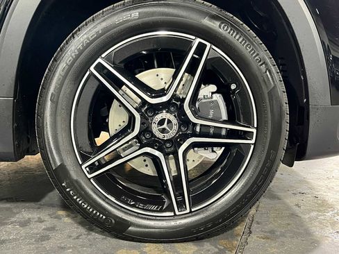 New 2026 Mercedes-Benz GLB 250 4MATIC image 9