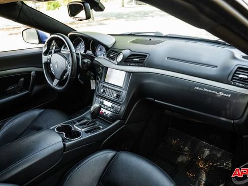 Used 2016 Maserati GranTurismo Sport image 18