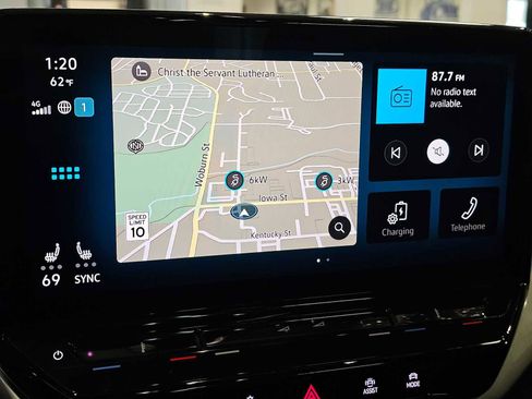 Used 2023 Volkswagen ID.4 Pro S image 29