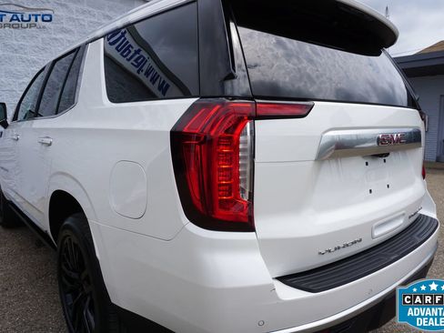 Used 2022 GMC Yukon Denali w/ Denali Ultimate Package AWD/4WD image 9