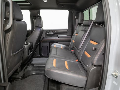 Used 2024 GMC Sierra 2500 AT4 w/ AT4 Premium Plus Package image 35