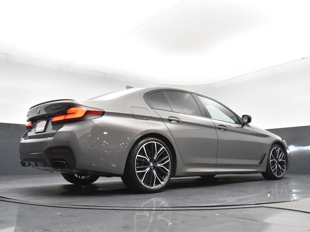 Used 2022 BMW M550i xDrive w/ Premium Package AWD/4WD image 21