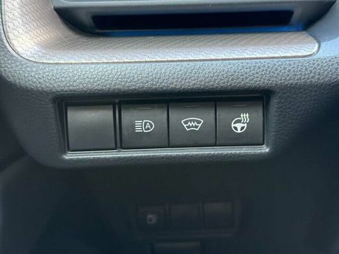 Used 2023 Toyota Prius XLE FWD image 32