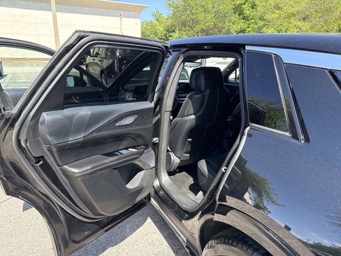 Used 2025 Cadillac Lyriq Luxury w/ LPO, Floor Liner Package AWD/4WD image 13