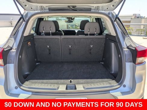 Used 2025 Chevrolet TrailBlazer LT AWD/4WD image 26