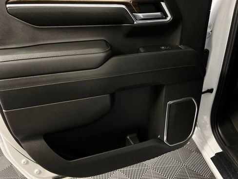 Used 2023 Chevrolet Silverado 1500 LT image 26