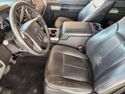 Used 2015 Ford F250 Lariat w/ Lariat Interior Package AWD/4WD image 13