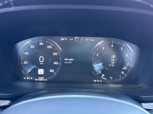 Used 2020 Volvo S60 T6 Momentum image 14