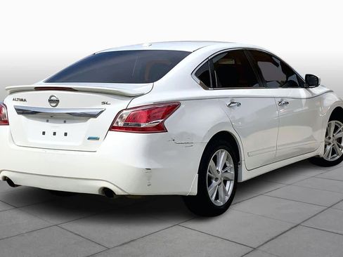Used 2013 Nissan Altima 2.5 SL w/ 2.5 Moonroof Pkg image 12