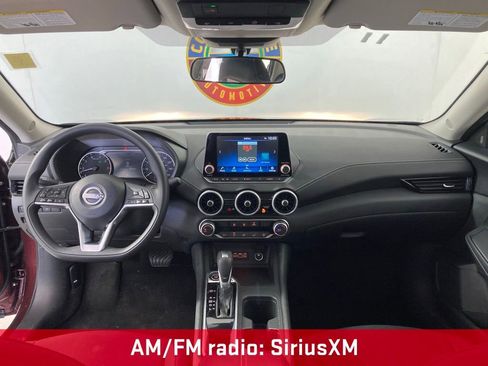 Used 2025 Nissan Sentra SV FWD image 7