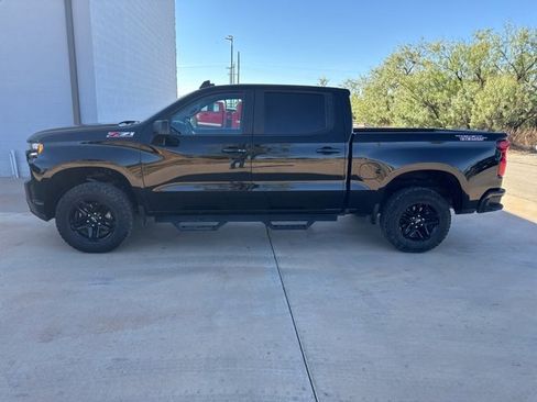 Used 2021 Chevrolet Silverado 1500 LT Trail Boss w/ Bed Protection Package image 4