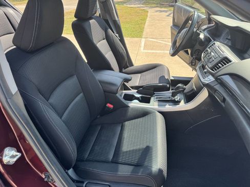 Used 2015 Honda Accord Sport image 44