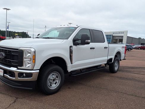 New 2026 Ford F250 XL AWD/4WD image 4