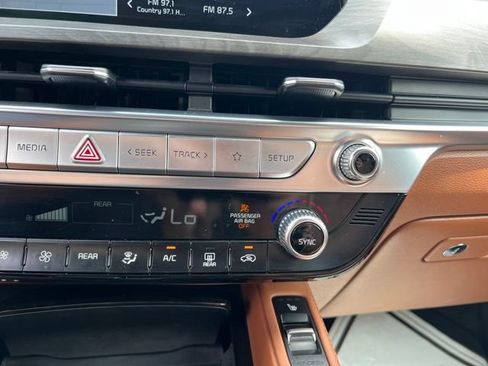 Certified 2023 Kia Telluride SX Prestige X-Pro AWD/4WD image 23