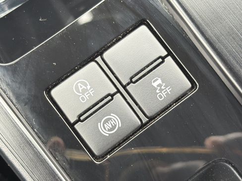 Used 2026 Subaru Outback Premium AWD/4WD image 31
