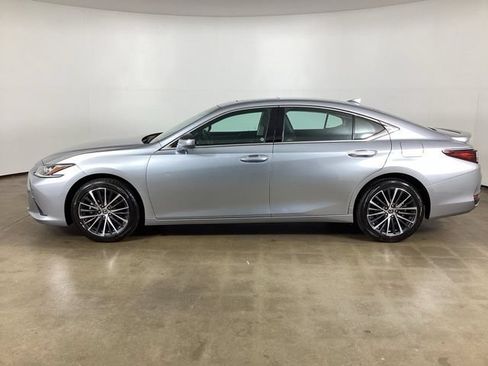 Used 2022 Lexus ES 250 w/ Premium Package AWD/4WD image 10