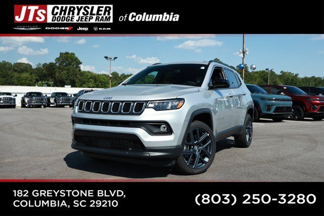 New 2026 Jeep Compass Latitude AWD/4WD image 1