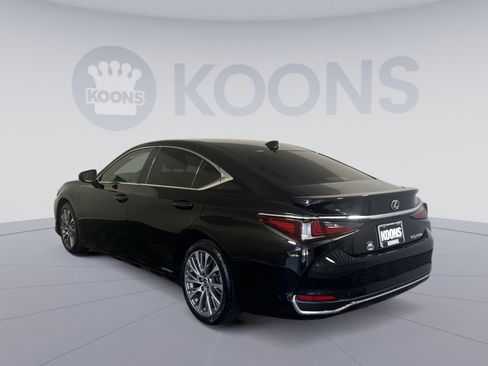 Used 2021 Lexus ES 300h w/ Premium Package FWD image 4