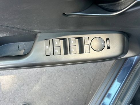 Used 2025 Hyundai Kona SEL AWD/4WD image 11